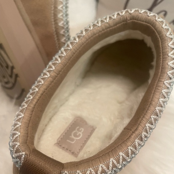 Good shape! Worn 1 time - Picture 4 of 8